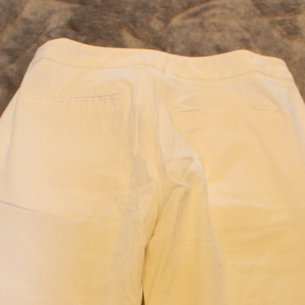 White Capris - Picture 3 of 4